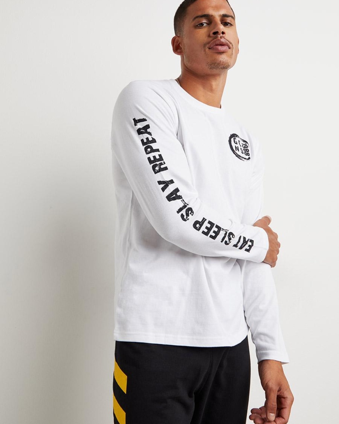 Buy Men's White Typography T-shirt Online at Bewakoof