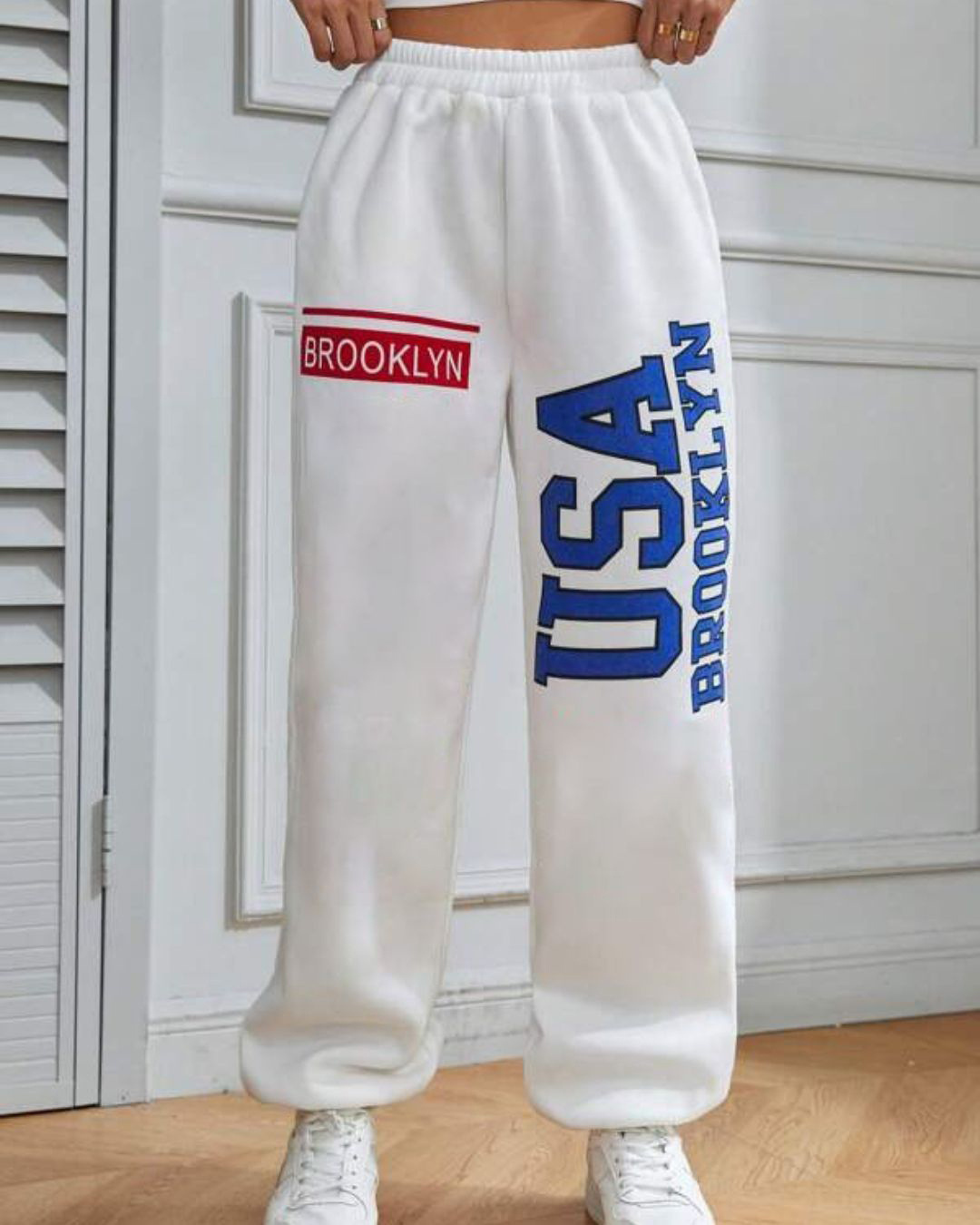 Shop Women's White USA Typography Joggers-Back