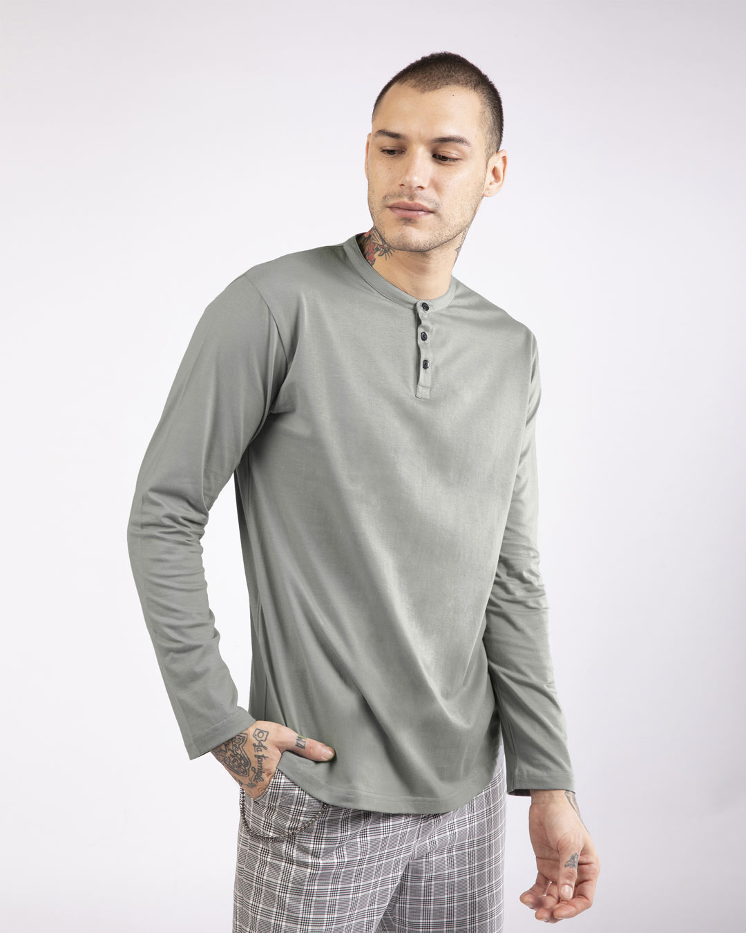 

Meteor Grey Full Sleeve Henley T-Shirt Men' Full Sleeve Plain Henley T-Shirt Bewakoof.com