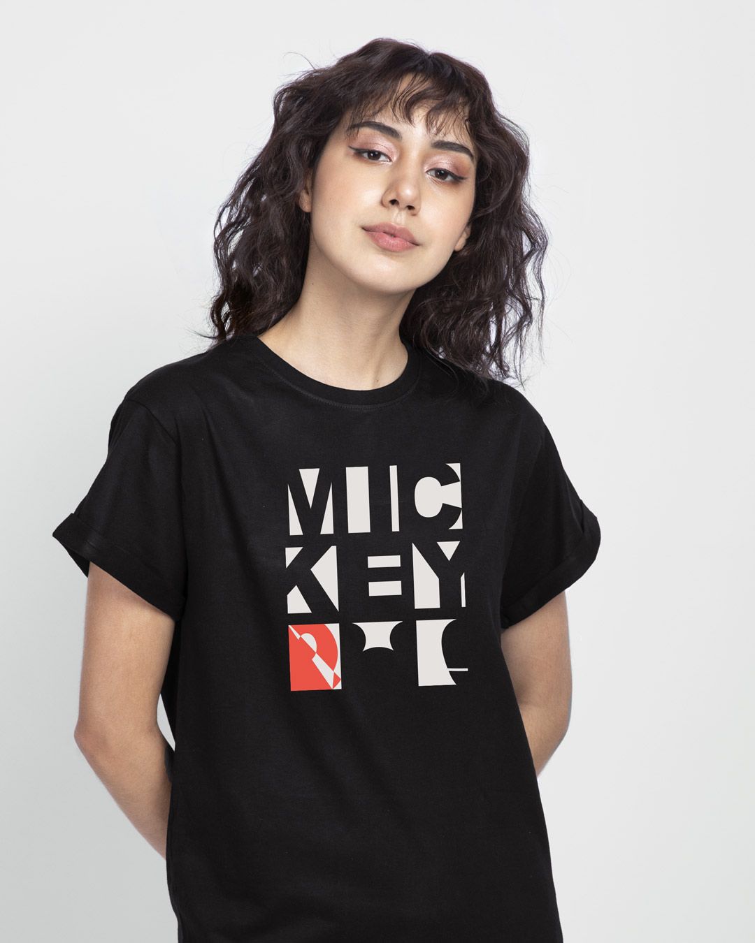 

Mickey Blocks Boyfriend T-Shirt (DL) Women' Printed Boyfriend T-Shirts Bewakoof.com, Black