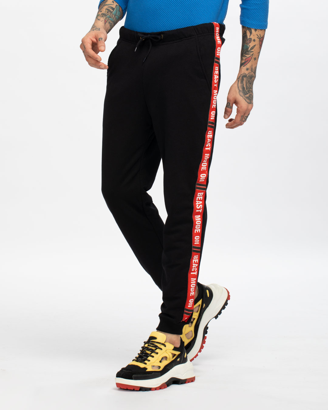 bewakoof joggers