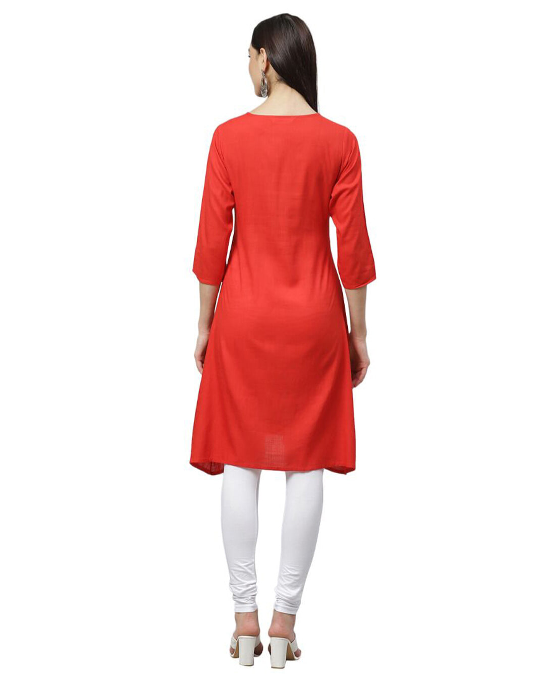 Shop Women's Red Cotton Solid 3/4 Sleeve Round Neck Casual Kurta-Back