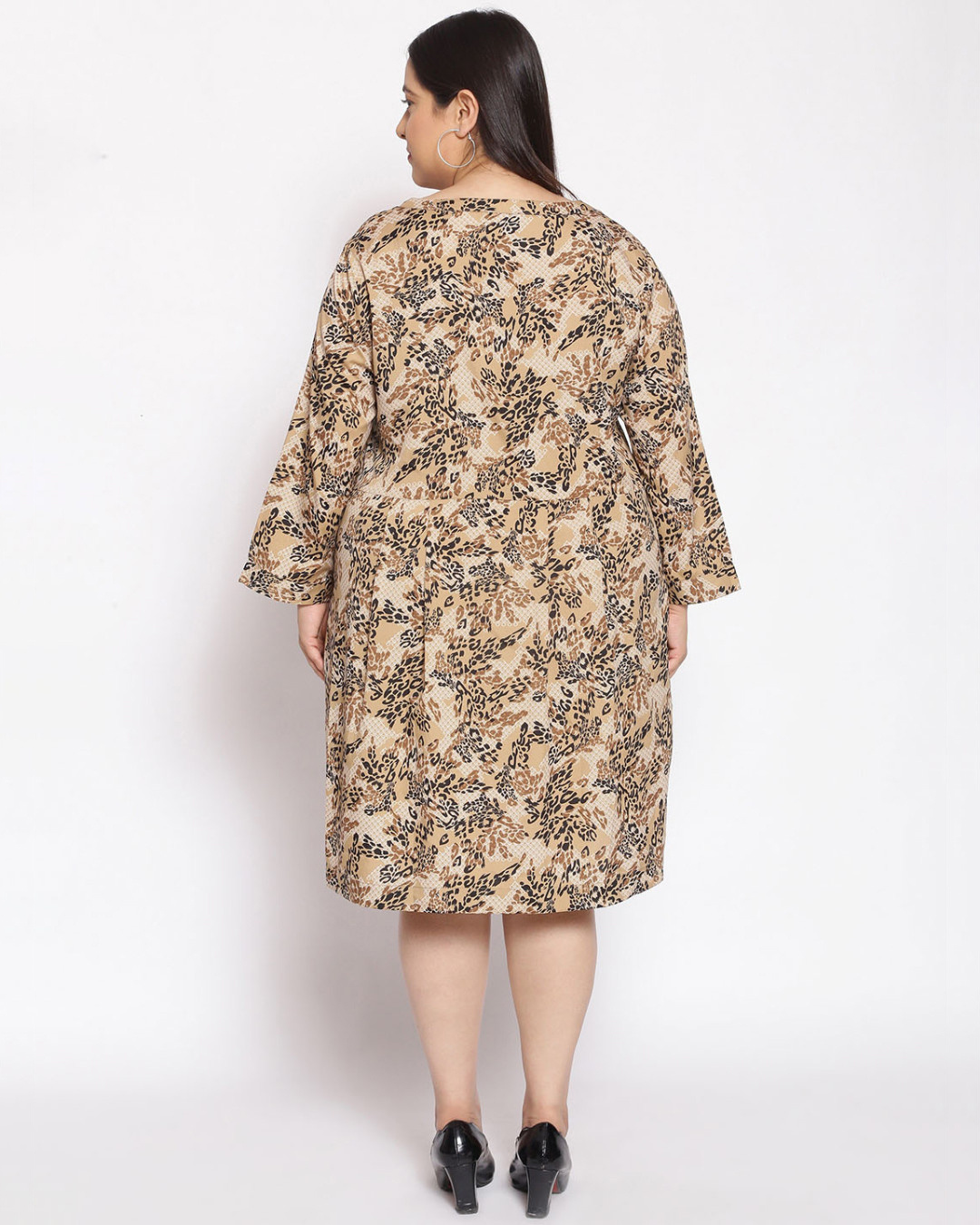 Shop Women's Plus Size Brown Animal Print V-Neck Dress-Back