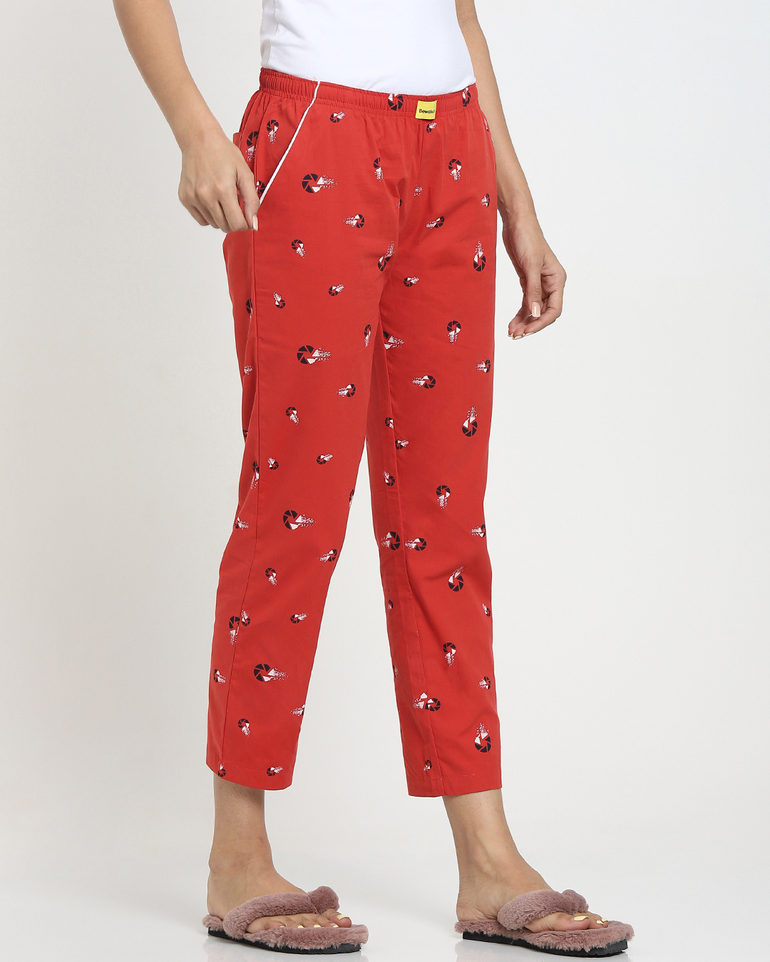 Shop Women's Red All Over Geometric Printed Pyjamas-Back