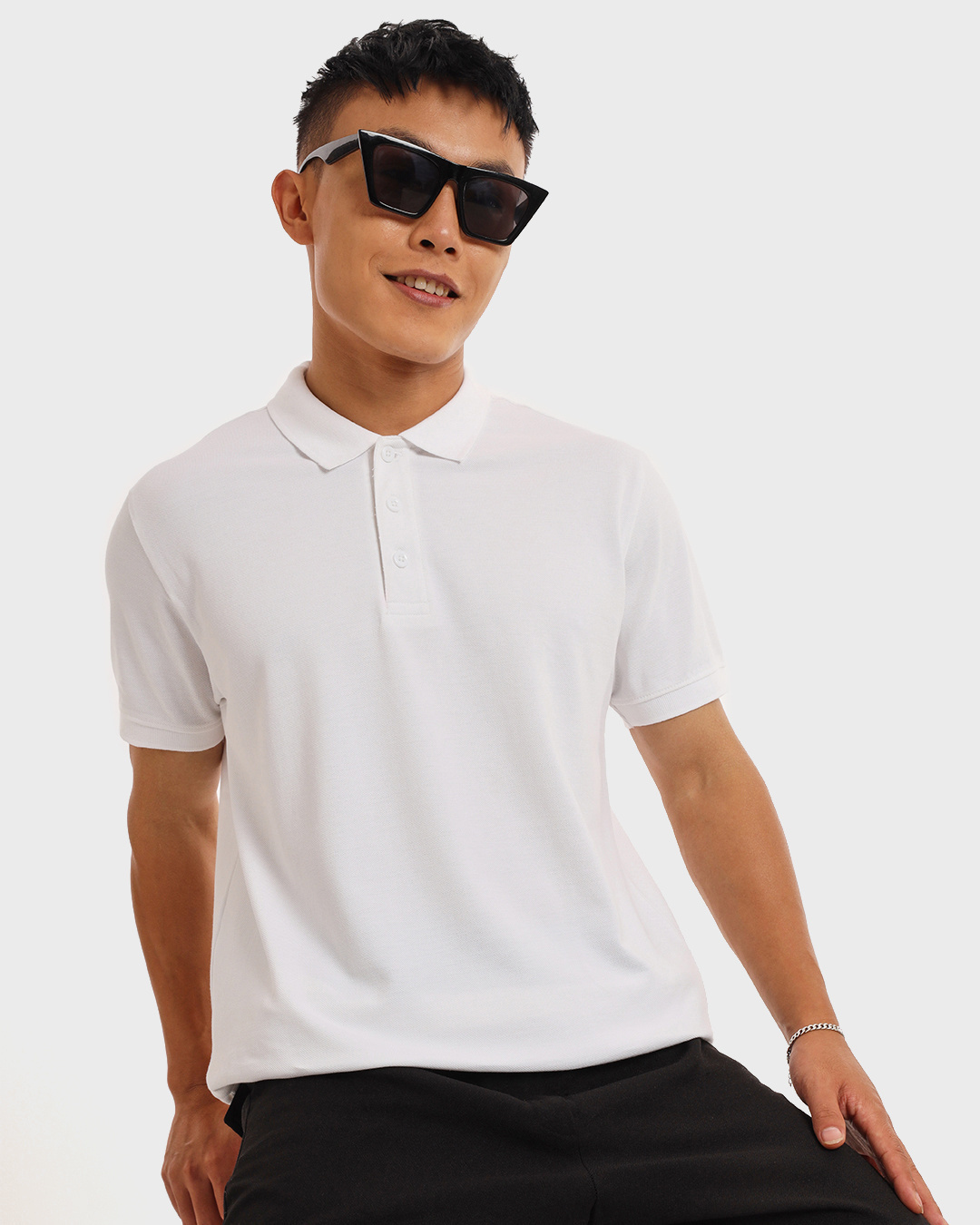 Buy Men's White Polo T-shirt Online at Bewakoof