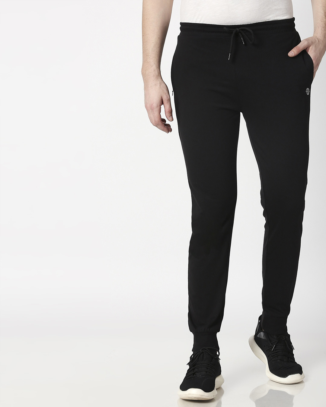 

Status Quo Men' Black Joggers STATUS QUO Cotton Elasticated Joggers Bewakoof.com