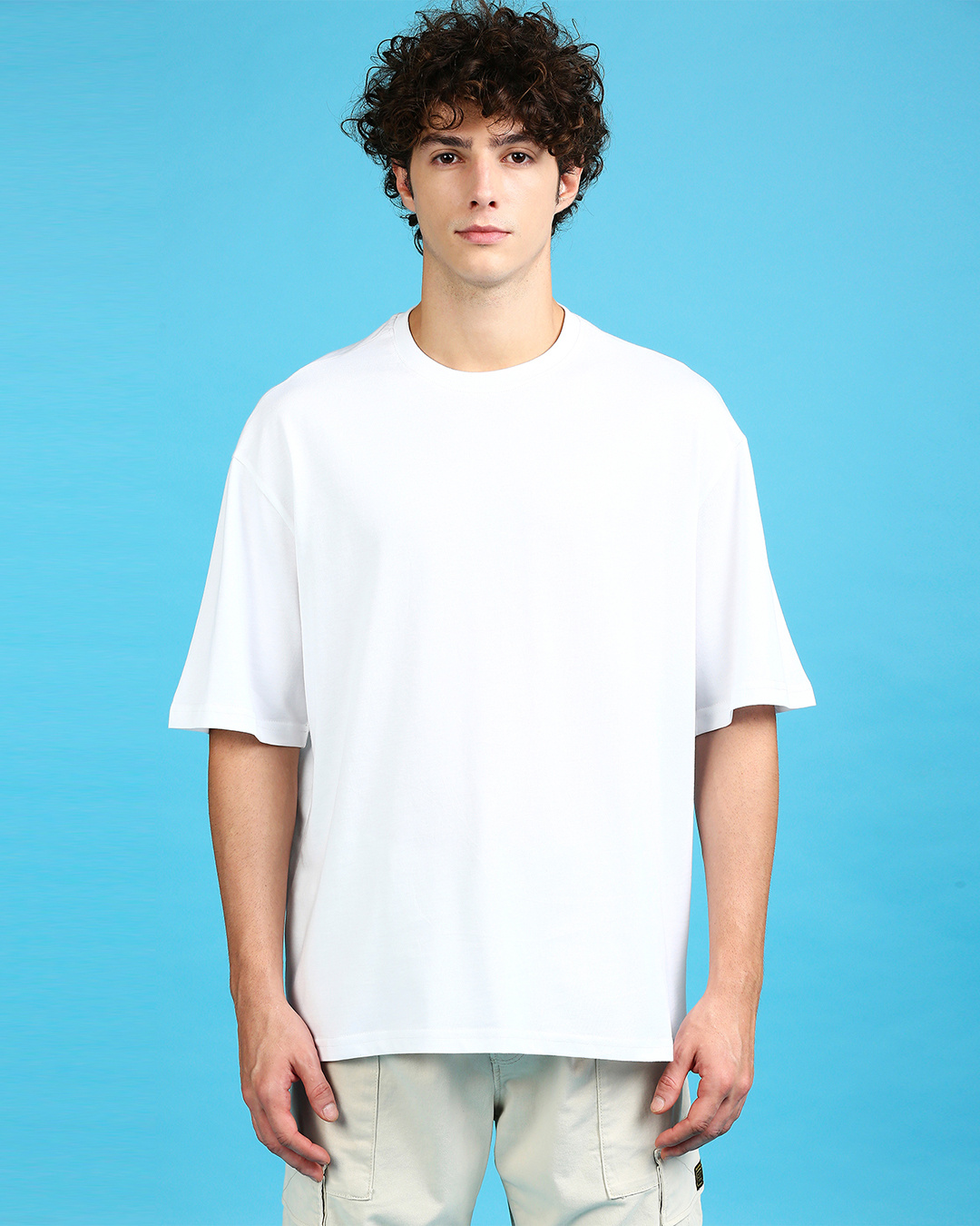 Buy Men's White Super Loose Fit T-shirt Online at Bewakoof