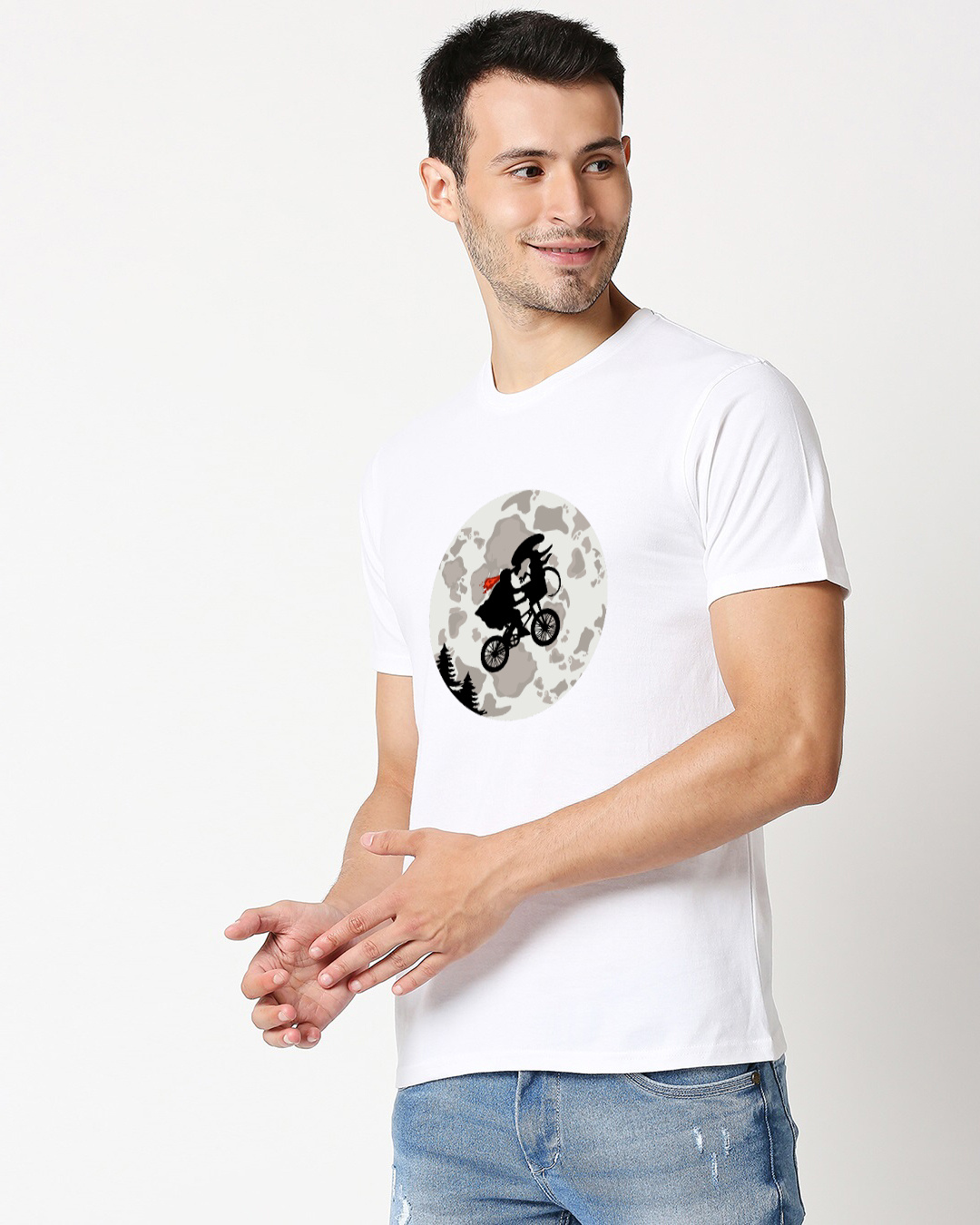 Shop TBF ET meets Alien Unisex T-shirt-Back