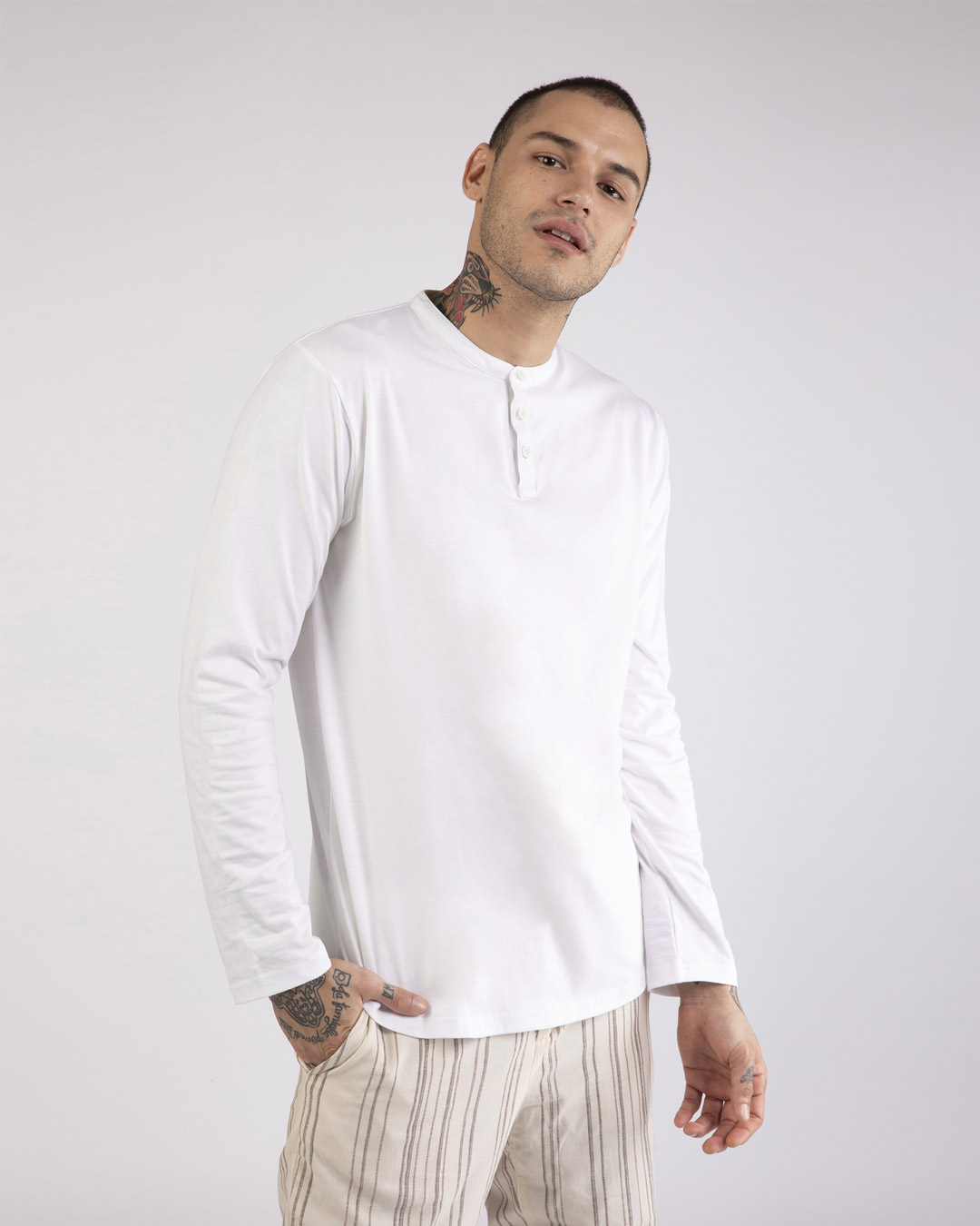 

White Full Sleeve Henley T-Shirt Men' Full Sleeve Plain Henley T-Shirt Bewakoof.com