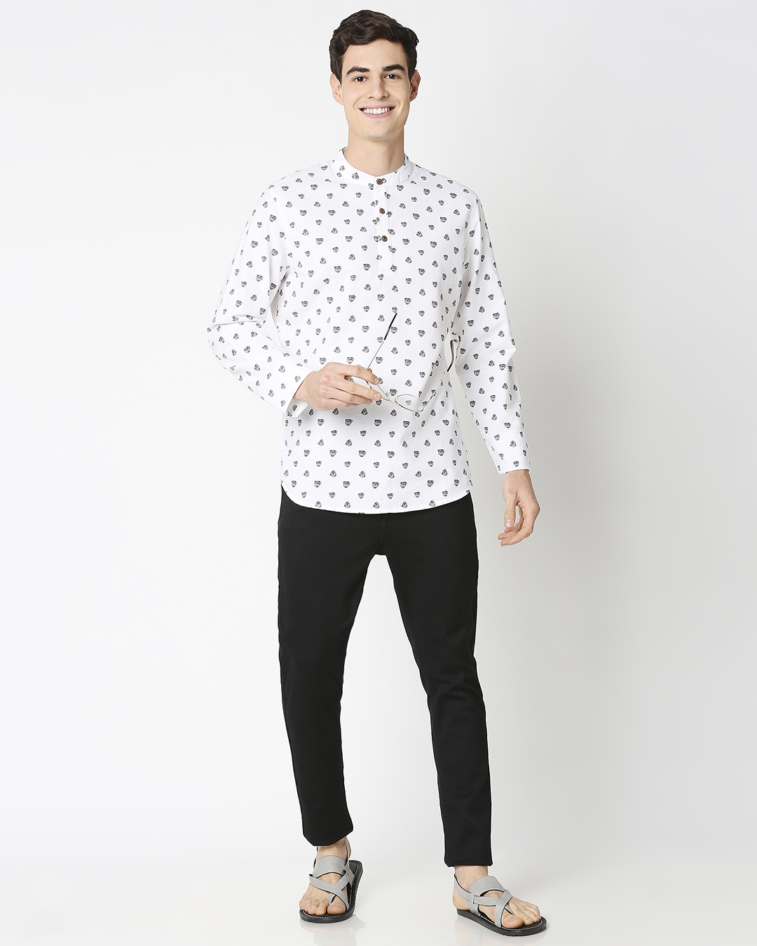 ShopMen's Charkha Printed Short Kurta