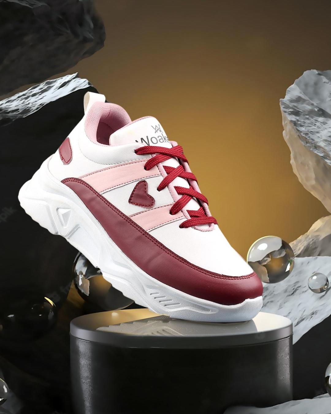 Maroon deals color sneakers