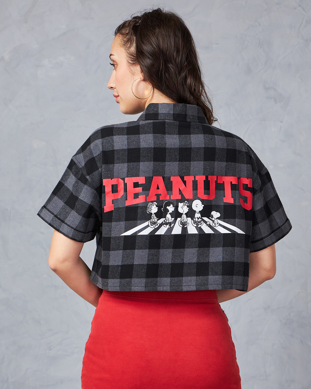 Shop Women's Black & Grey Peanuts Checked Oversized Cropped Shirt-Back