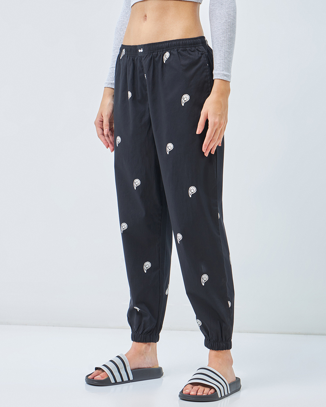 Shop Women's Black All Over Printed Pyjamas-Back