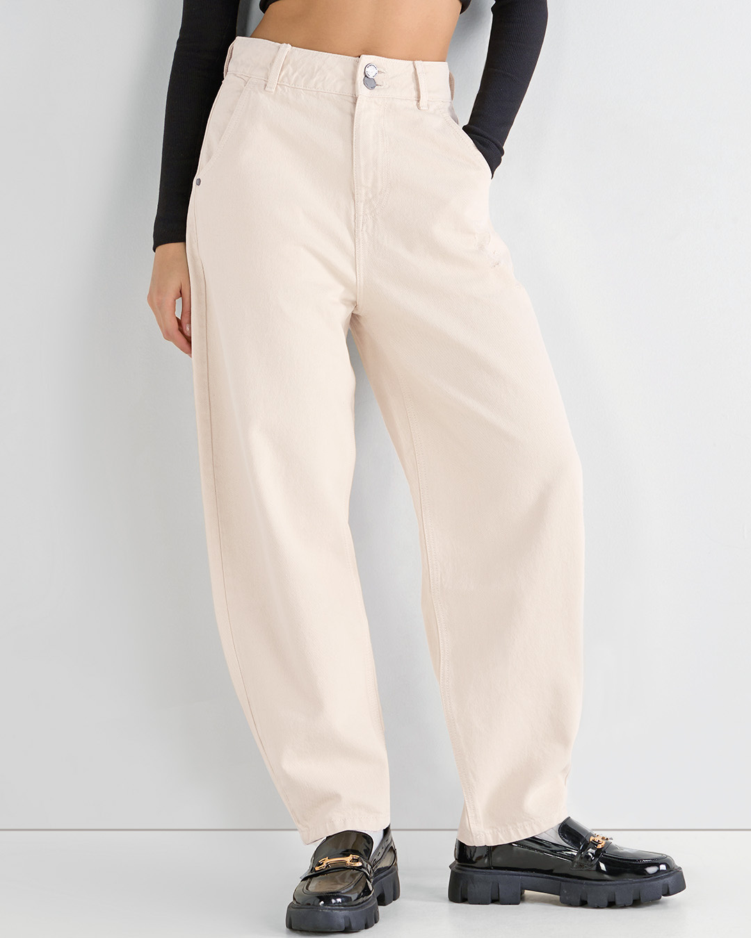 Shop Women's Beige Baggy Tapered Fit Jeans-Back