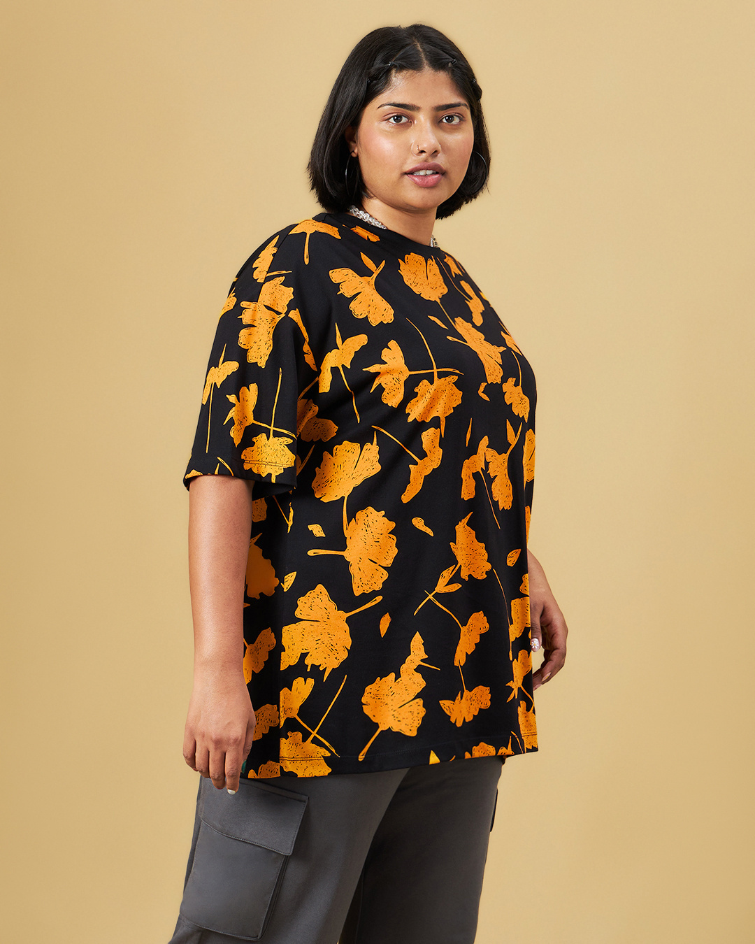 Shop Women's Black All Over Printed Oversized Plus Size T-shirt-Back