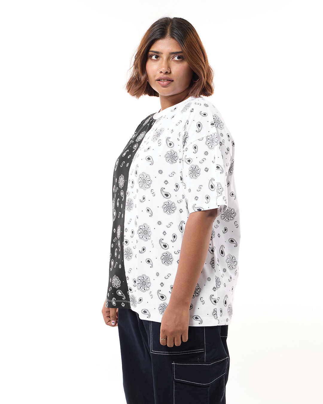 Shop Women's Black & White All Over Printed Oversized Plus Size T-shirt-Back