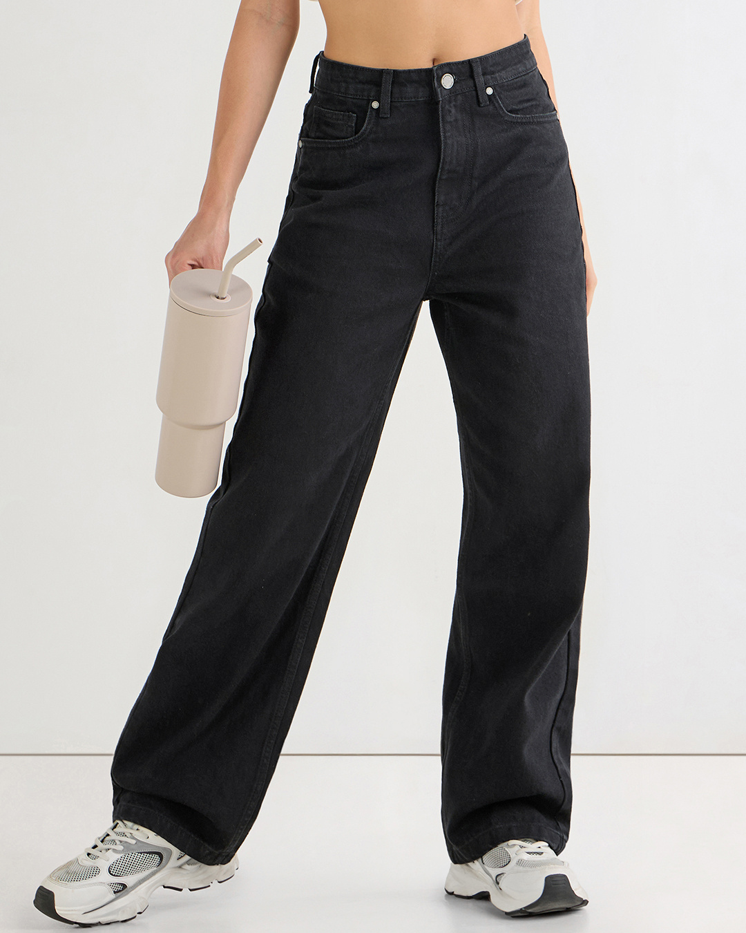 Shop Women's Black Baggy Straight Fit Jeans-Back