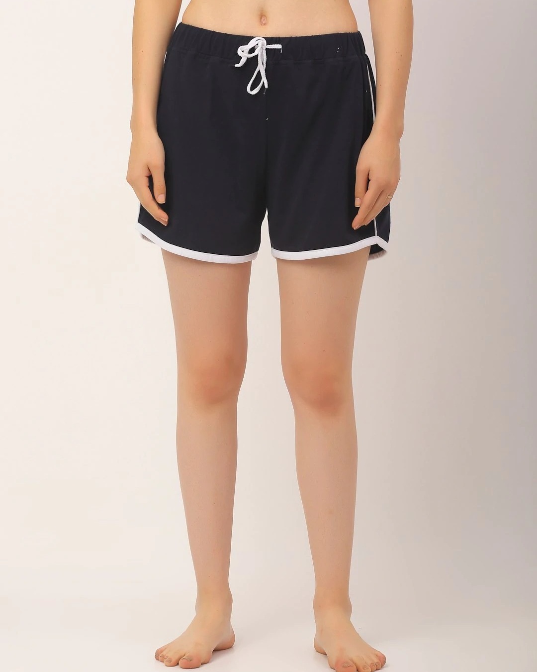 Buy Women's Black Casual Shorts Online at Bewakoof