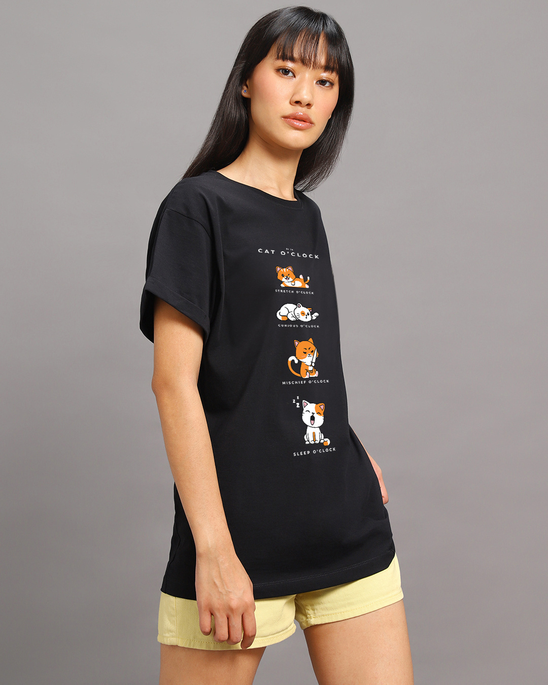 Shop Women's Black Cat O'Clock Graphic Printed Boyfriend T-shirt-Back