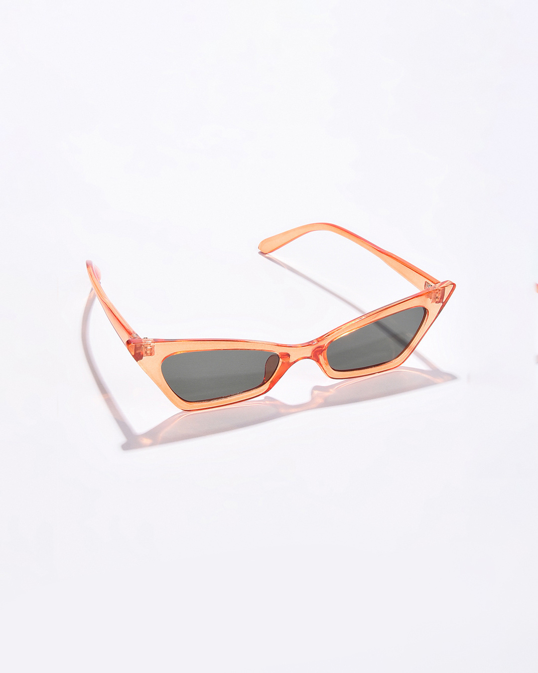 Shop Women's Black Cateye Polarised Lens Sunglasses-Back