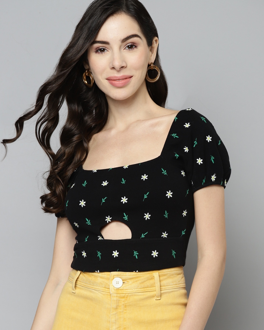 Buy Women's Black Floral Embroidered Crop Top Online at Bewakoof
