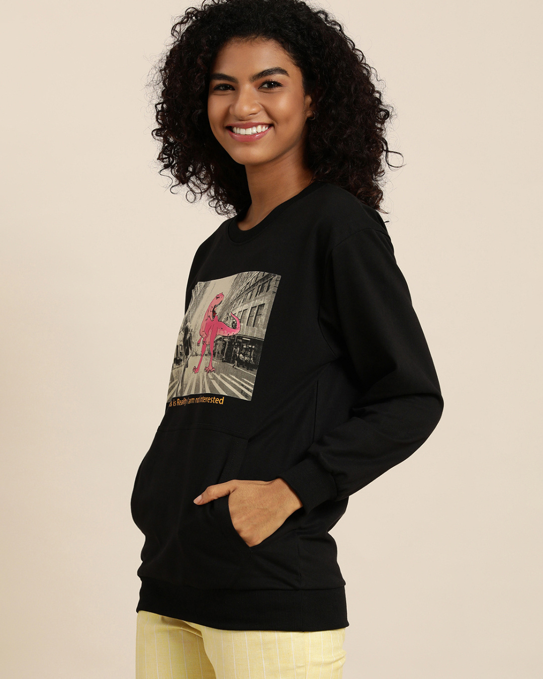 Shop Women's Black Graphic Print Oversized Sweatshirt-Back