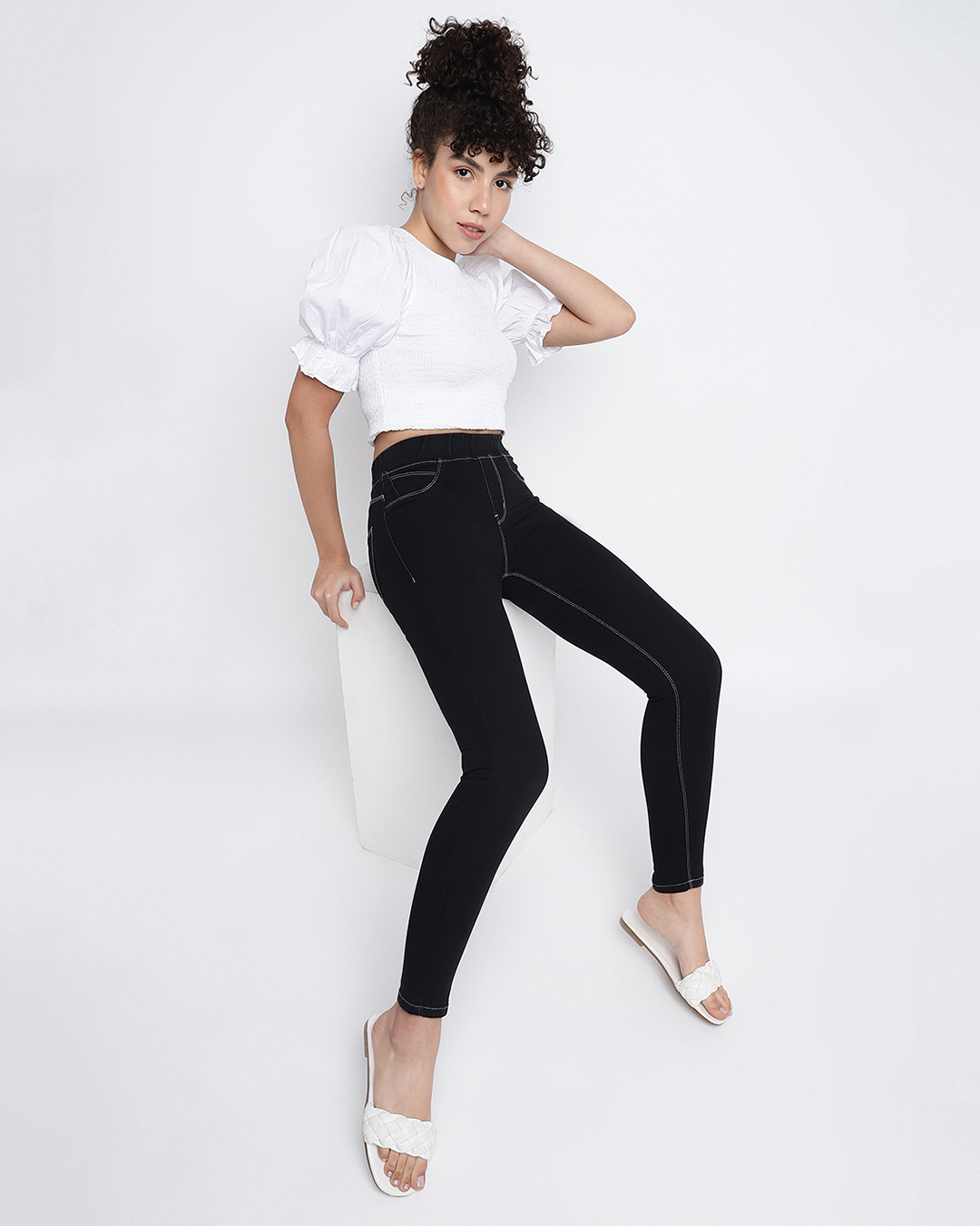 Buy Women's Black Jeggings Online at Bewakoof