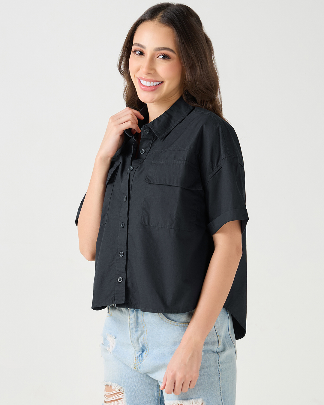 Shop Women's Black Oversized Crop Cotton Linen Shirt-Back
