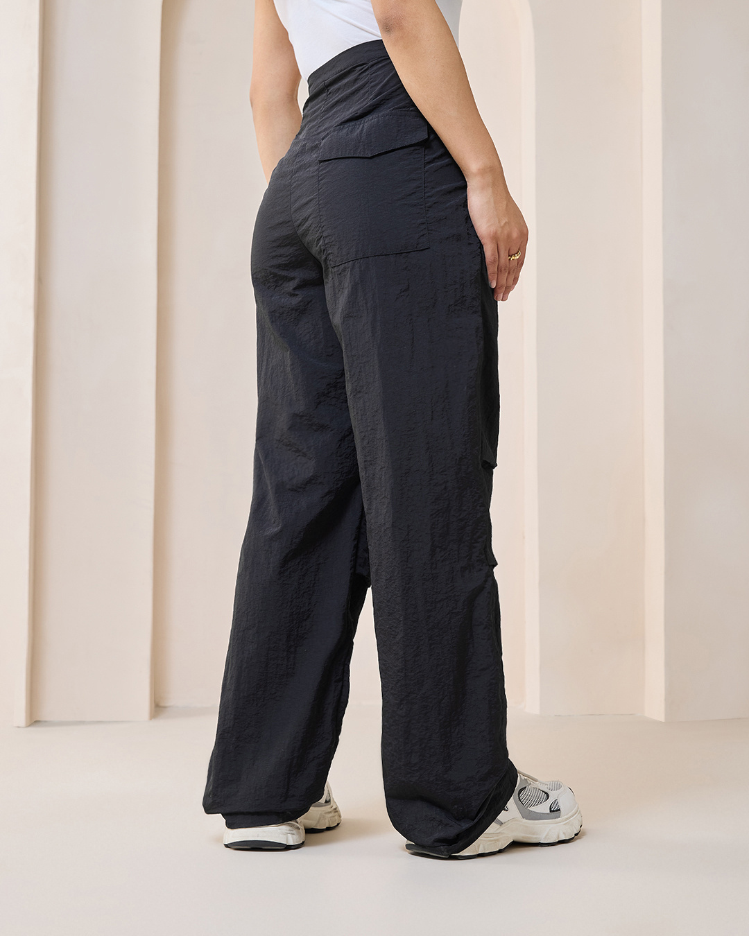 Buy Women's Black Oversized Parachute Pants Online at Bewakoof