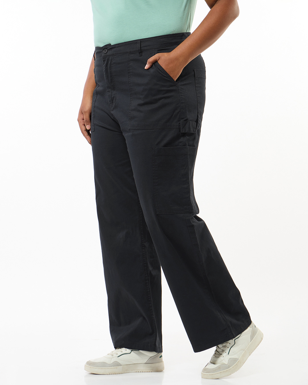 Shop Women's Black Oversized Plus Size Cargo Carpenter Pants-Back