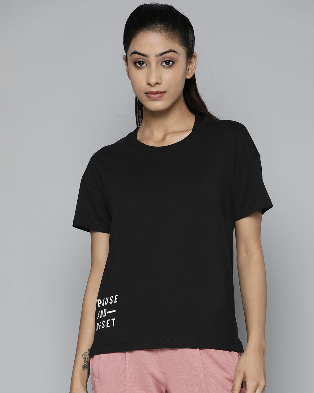 Shop Women's Black Pause and Reset Typography Slim Fit T-shirt-Back