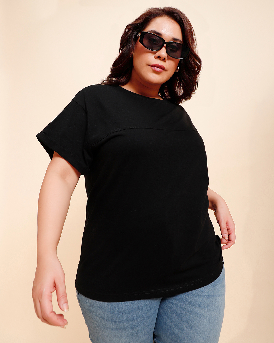 Buy Women's Black Plus Size Boyfriend Tshirt Online at Bewakoof