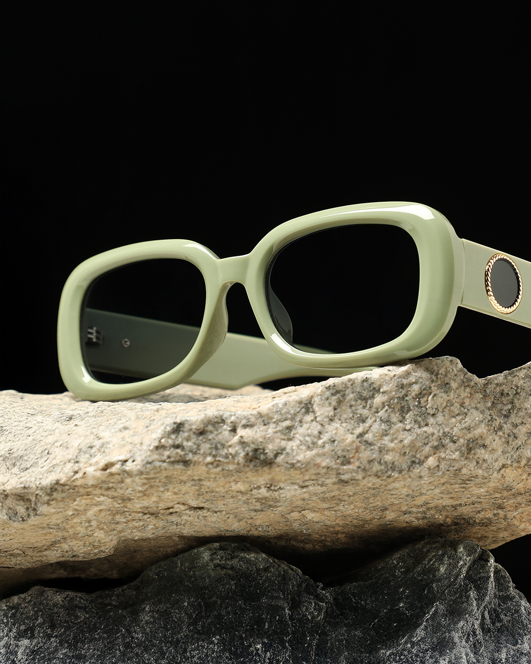 Shop Women's Black Rectangle Polarised Lens Sunglasses-Back