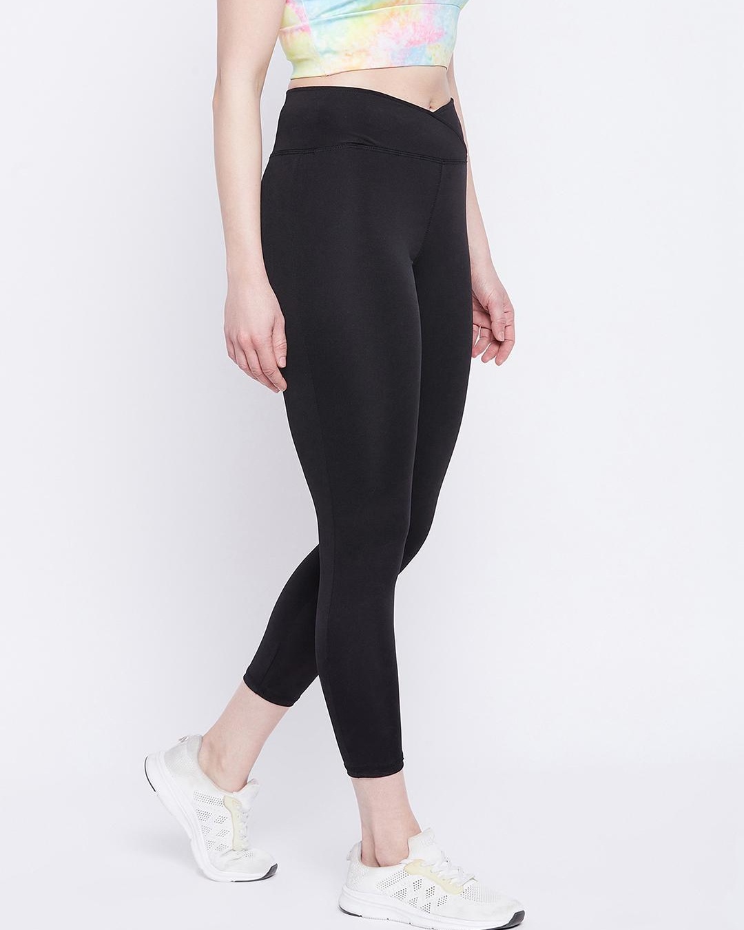 Buy Women S Black Slim Fit Activewear Tights For Women Black Online At Bewakoof