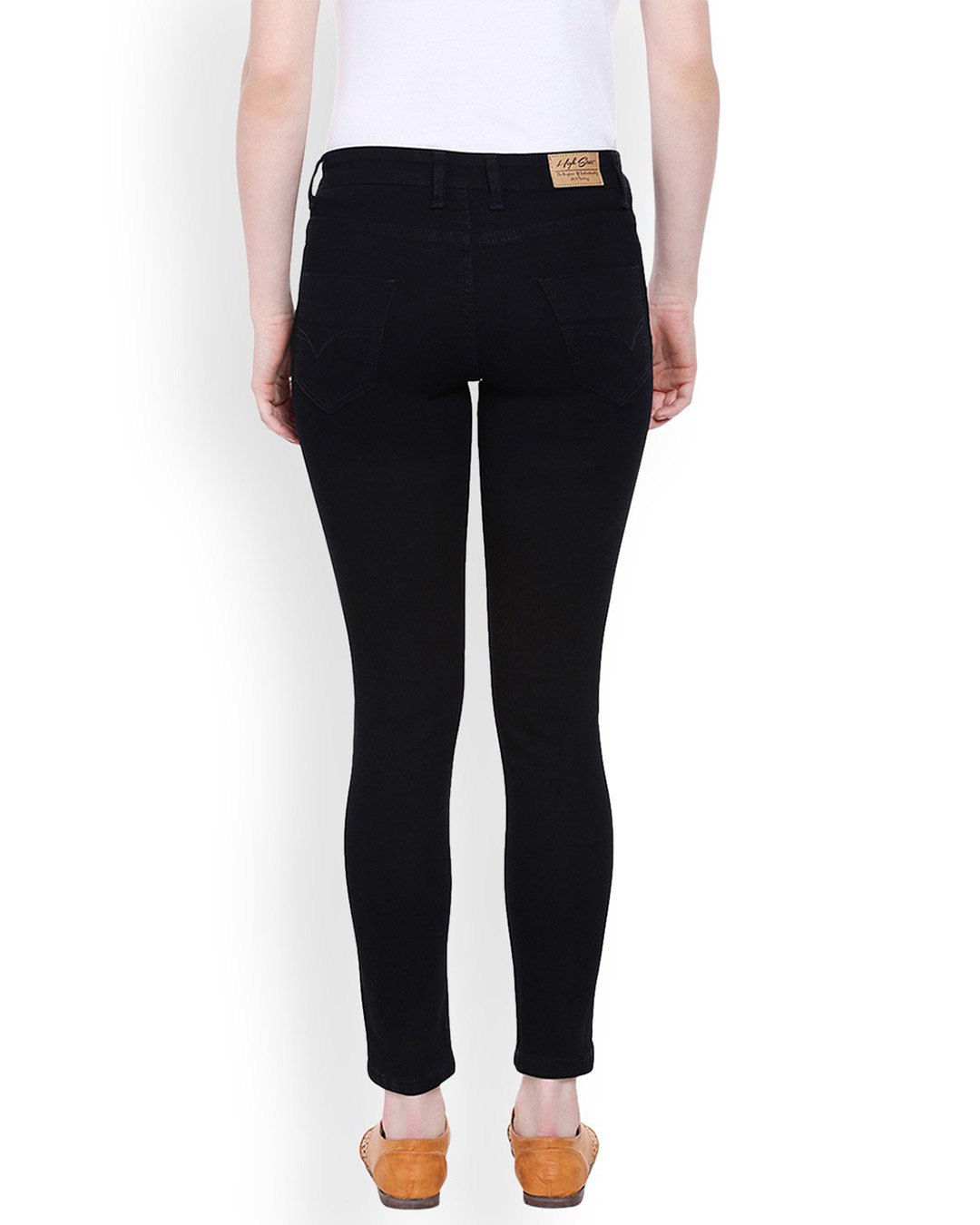 Shop Women's Black Slim Fit Stretchable Jeans-Back