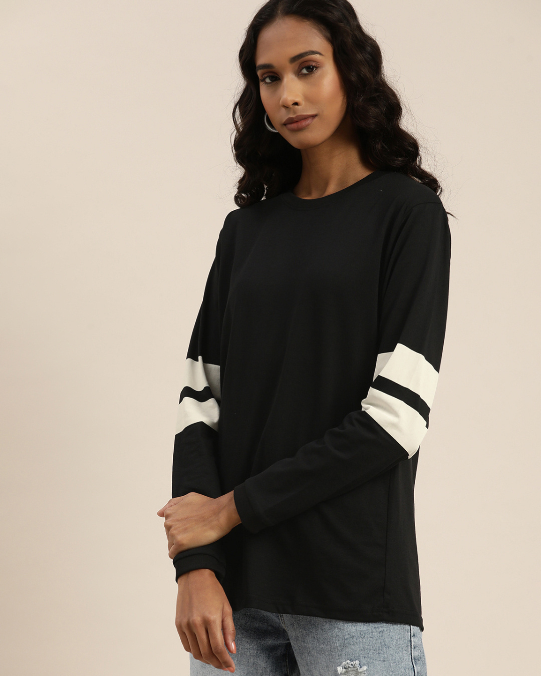 Shop Women's Black Solid Oversized T-shirt-Back