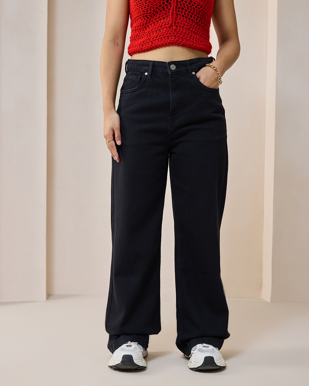 Shop Women's Black Baggy Straight Fit Jeans-Back