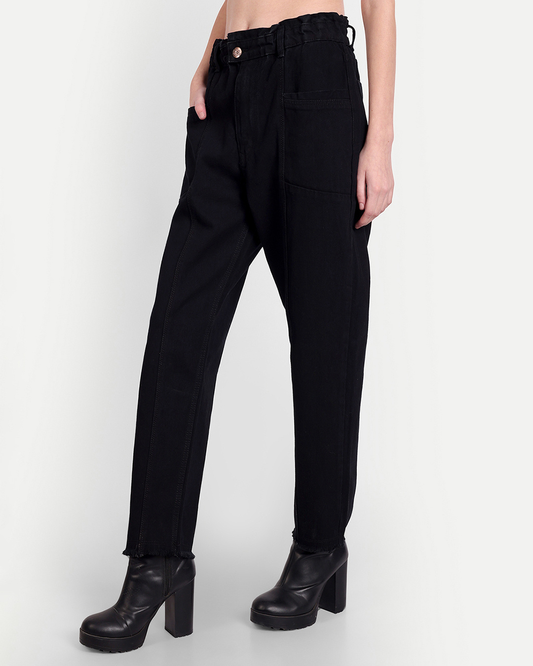 Buy Women's Black Straight Fit Jeans Online at Bewakoof