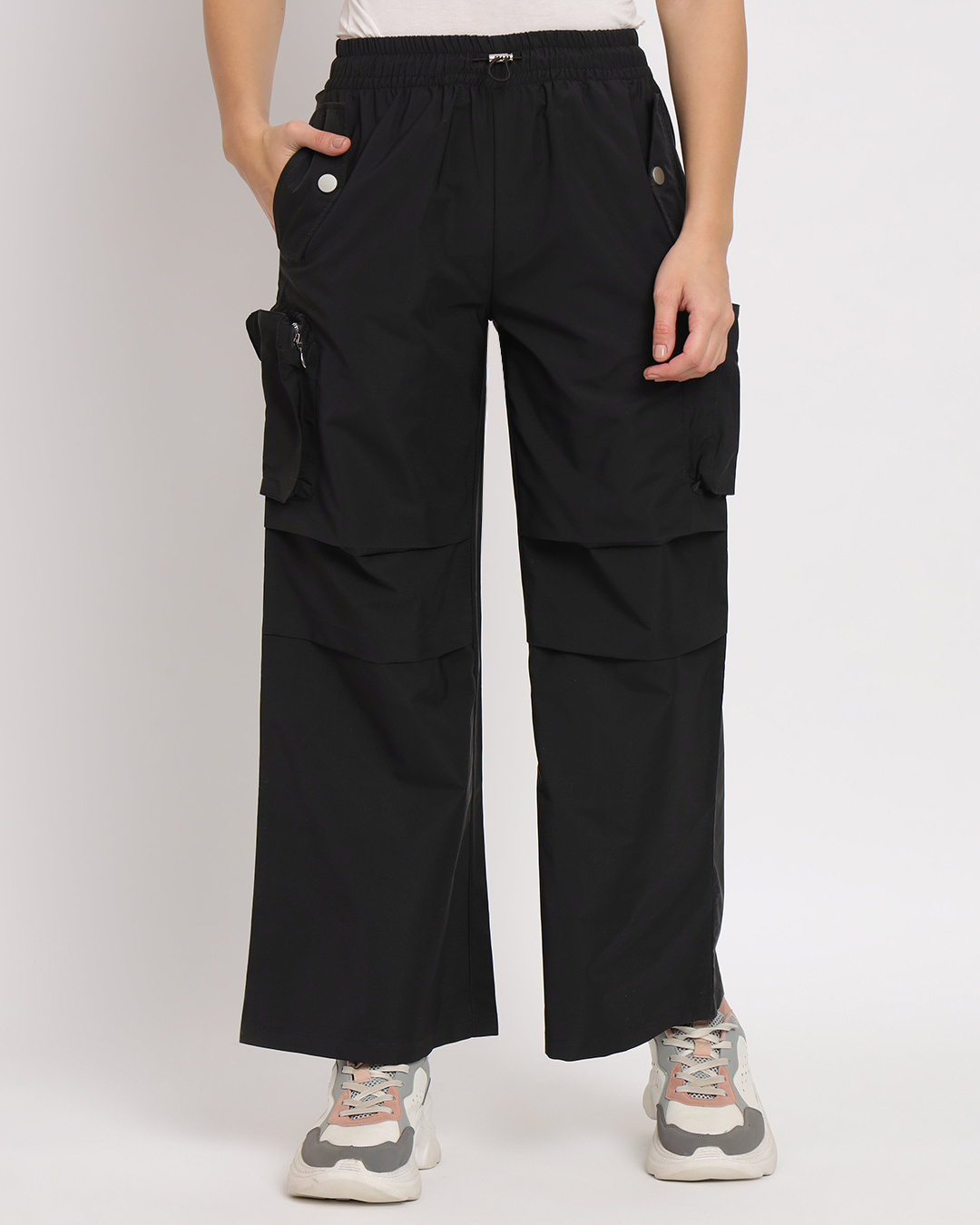 Buy Women's Black Tapered Fit Cargo Pants Online in India at Bewakoof