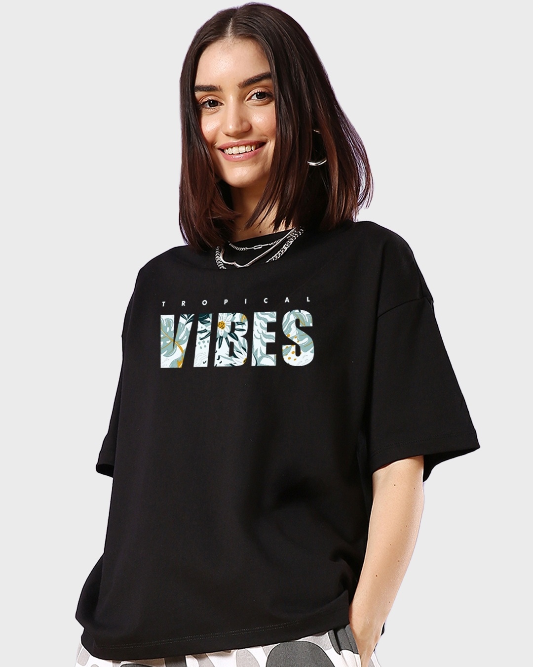 Shop Women's Black Tropical Vibes Typography Oversized T-shirt-Back