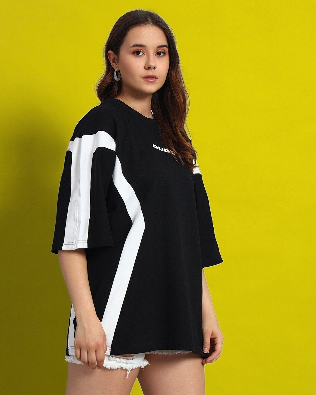 Shop Women's Black & White Color Block Oversized T-shirt-Back