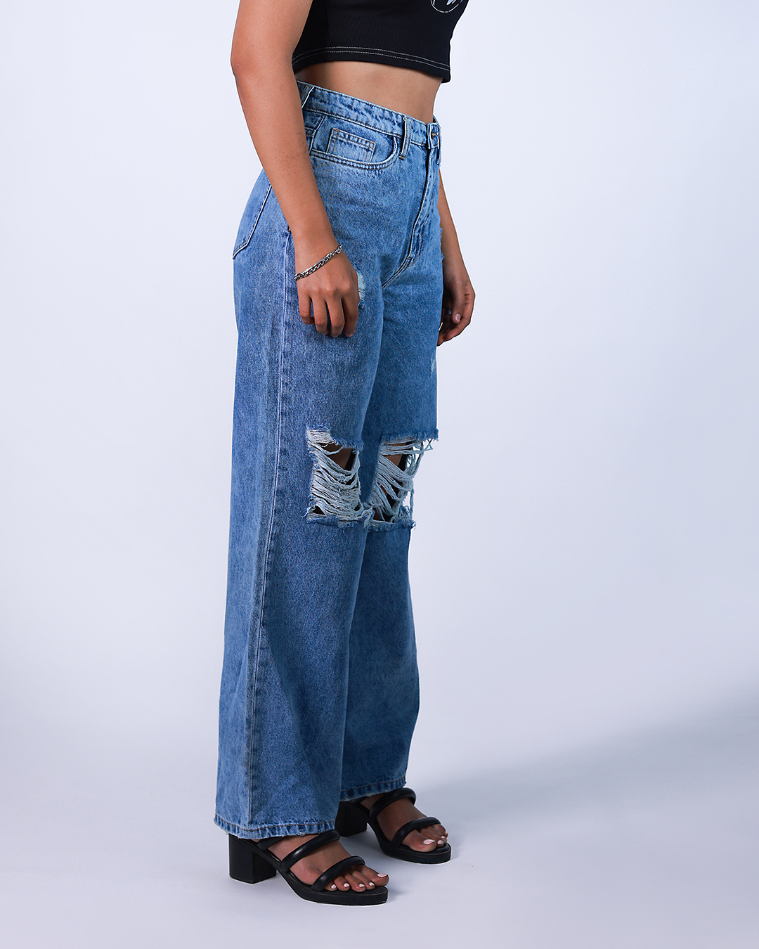 Shop Women's Blue Baggy Relaxed Fit Distressed Jeans-Back
