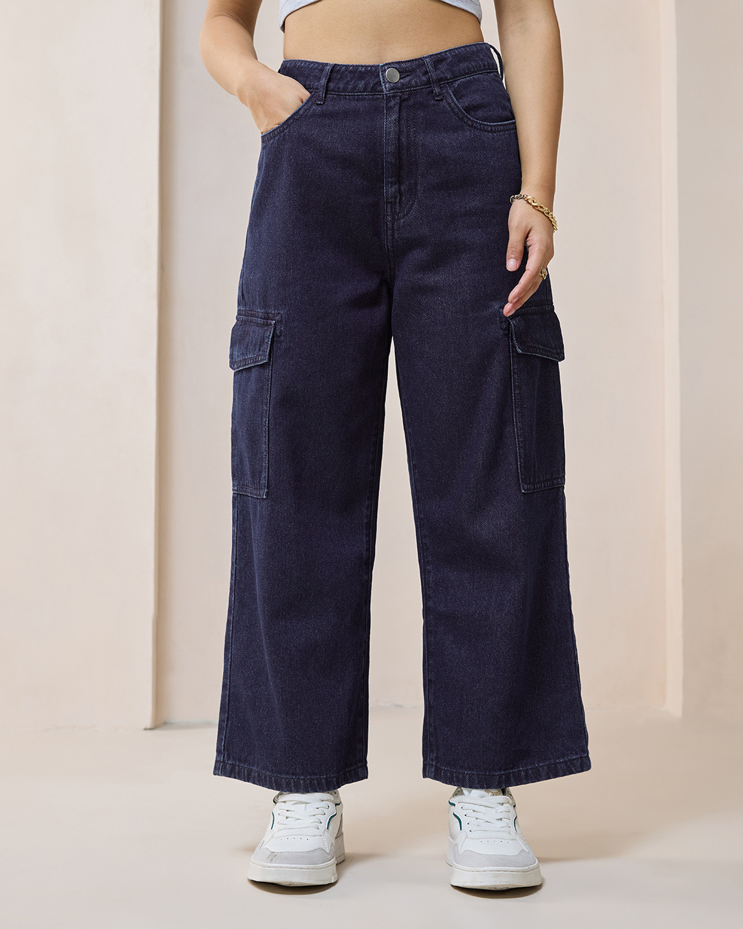 Shop Women's Blue Baggy Stright Fit Cropped Cargo Jeans-Back