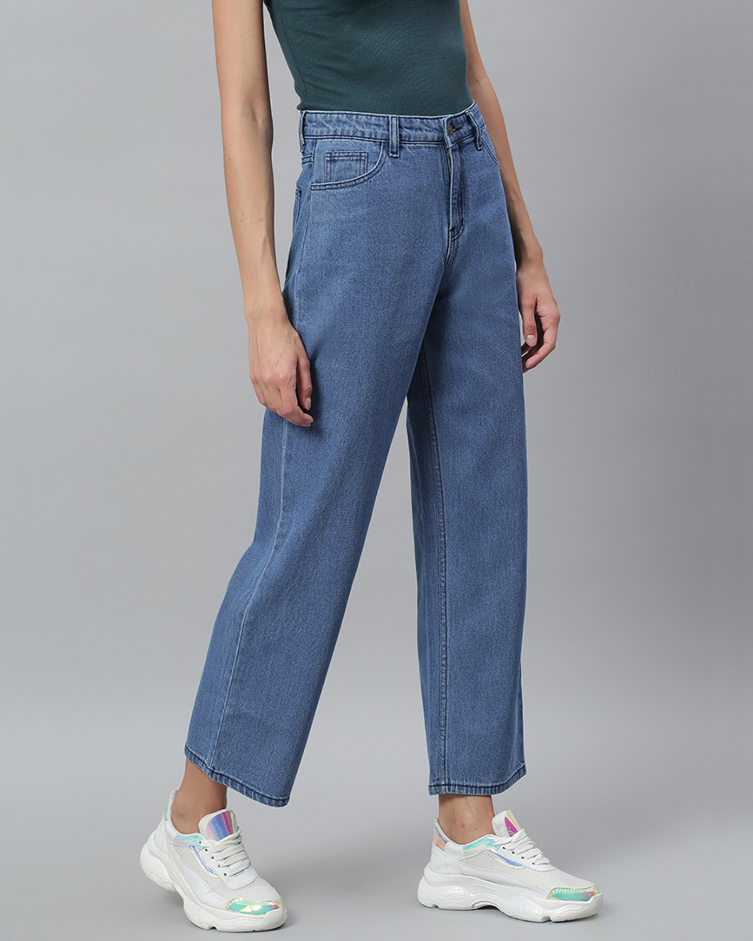 Shop Women's Blue High Rise Loose Fit Jeans-Back
