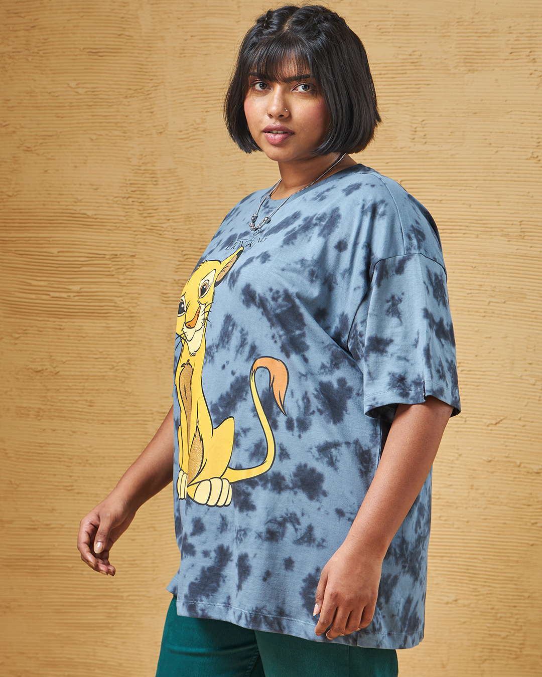 Shop Women's Blue Lion Graphic Printed Oversized Plus Size T-shirt-Back