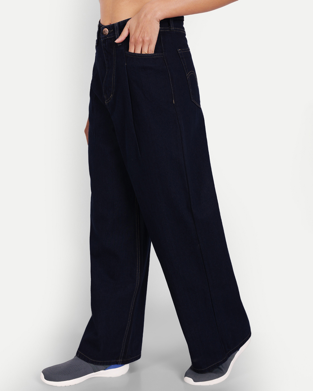 buy-women-s-blue-loose-comfort-fit-jeans-online-at-bewakoof