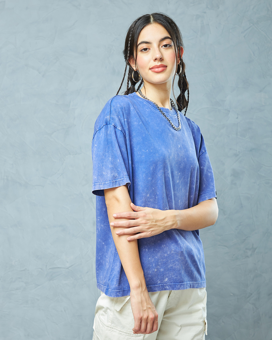 Shop Women's Blue Oversized Acid Wash T-shirt-Back