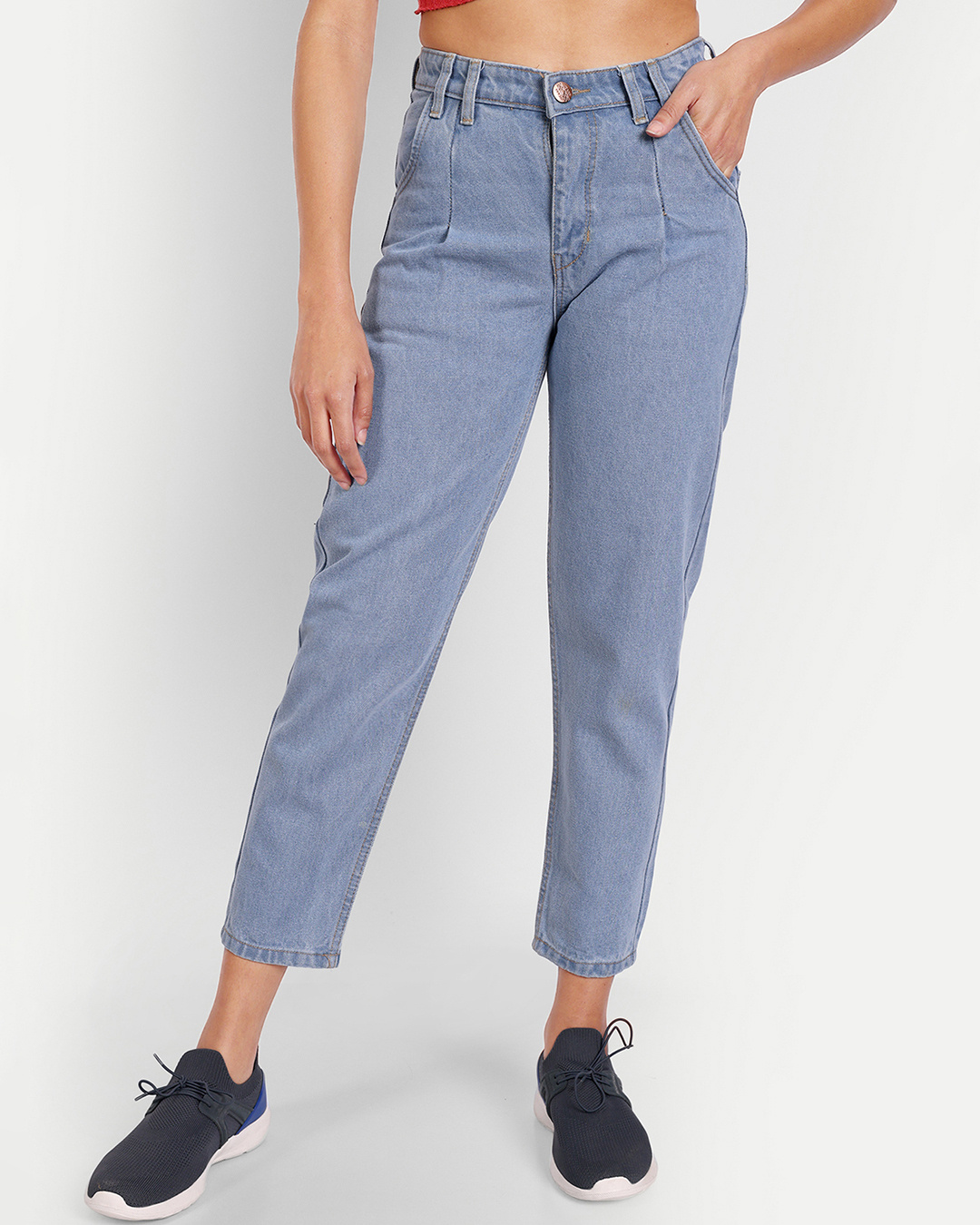 Women's Solid Blue Frayed Hem Straight Fit Jean