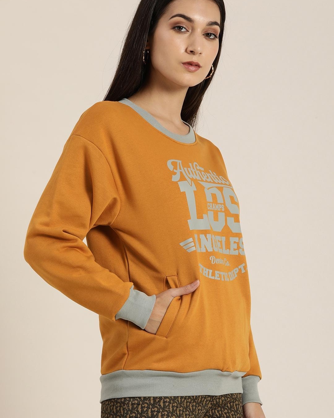 Shop Women's Brown Los Angeles Typography Oversized Sweatshirt-Back