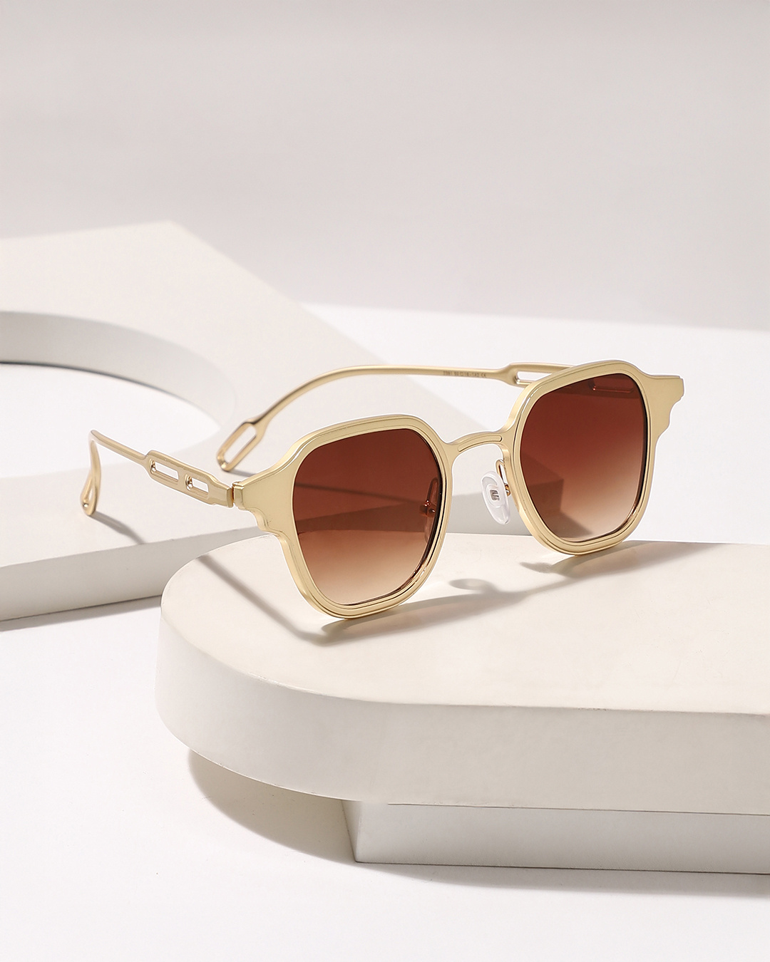 Shop Women's Brown Square Polarised Lens Sunglasses-Back